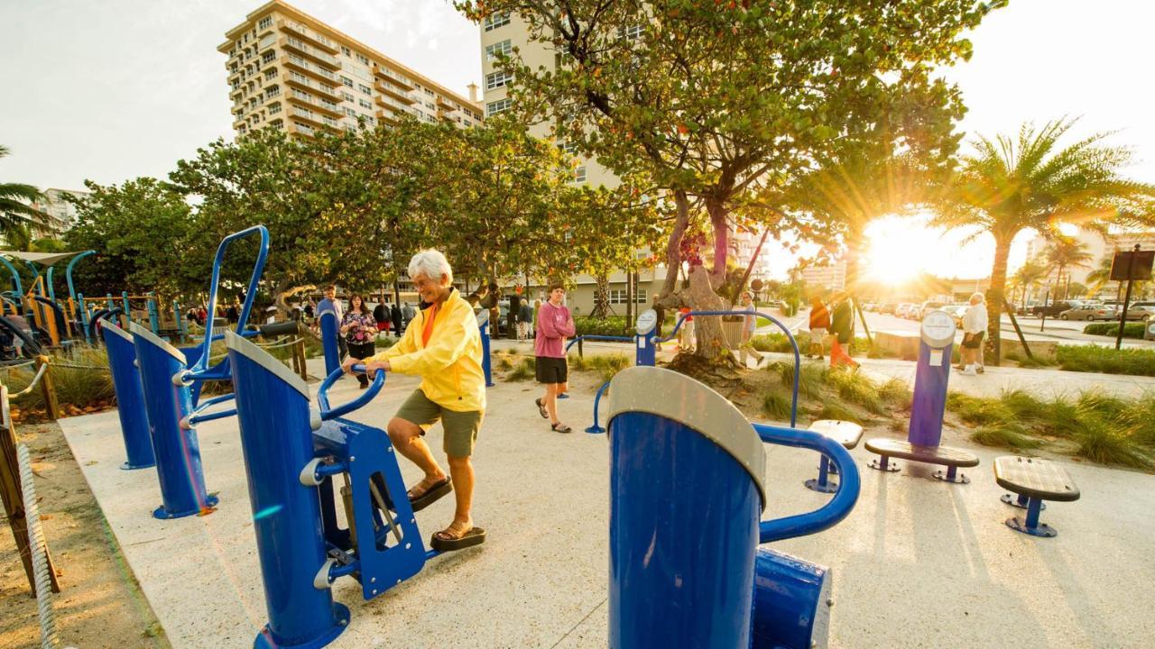 Beachway Per Ankh Pompano Beach Buitenkant foto
