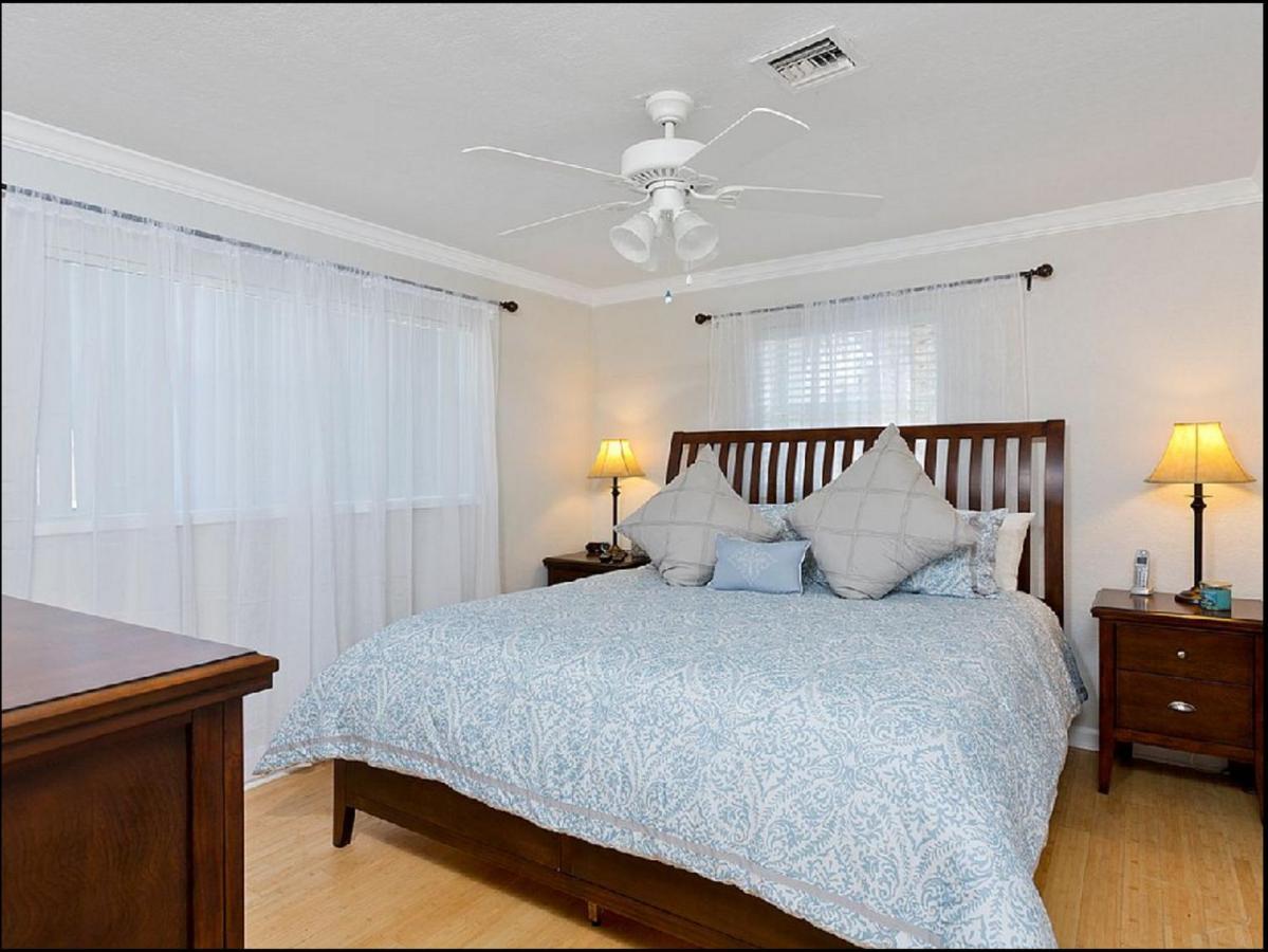 Beachway Per Ankh Pompano Beach Buitenkant foto