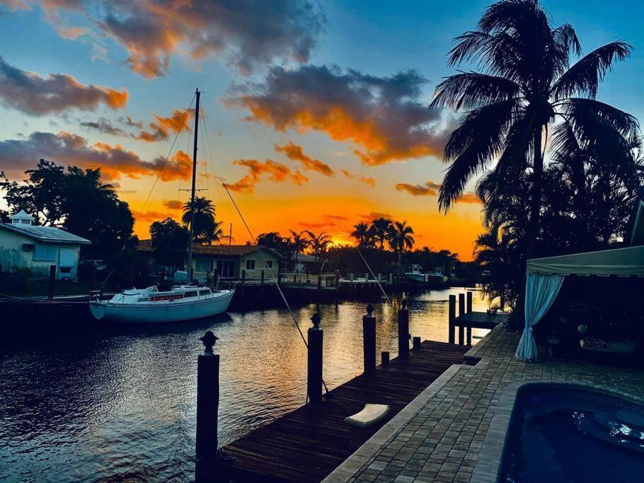 Beachway Per Ankh Pompano Beach Buitenkant foto