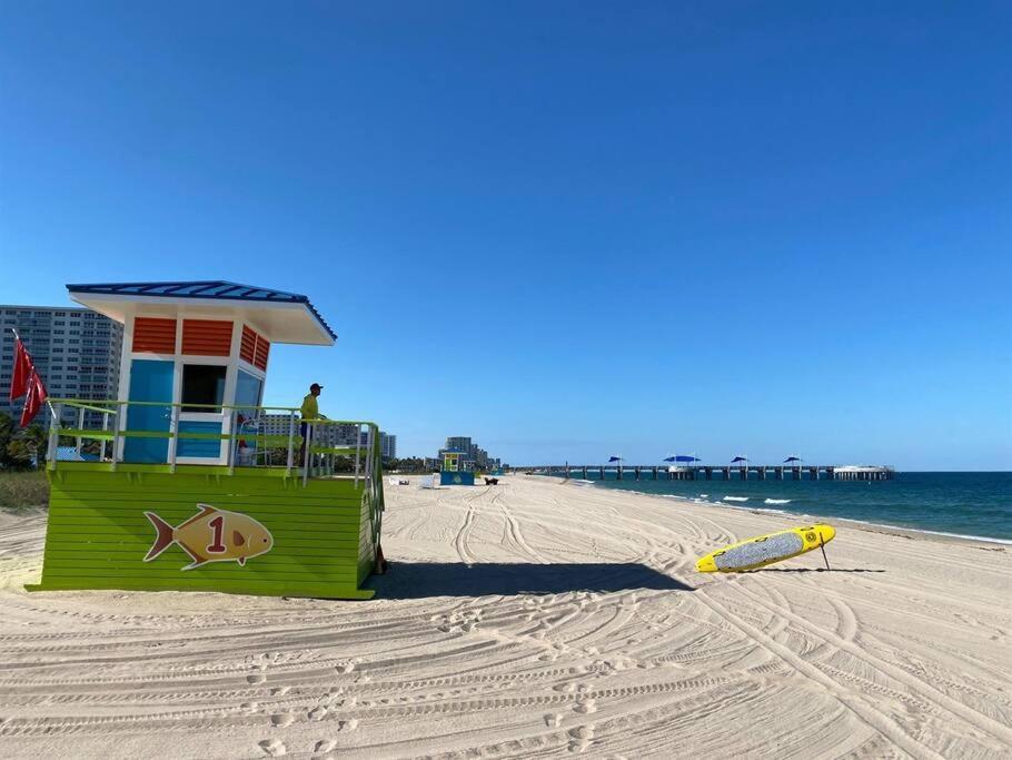 Beachway Per Ankh Pompano Beach Buitenkant foto