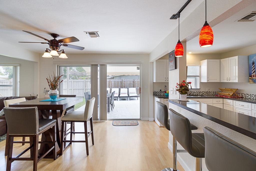 Beachway Per Ankh Pompano Beach Buitenkant foto