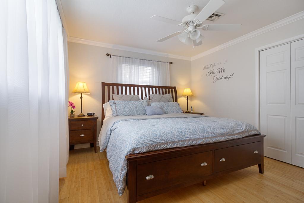 Beachway Per Ankh Pompano Beach Buitenkant foto